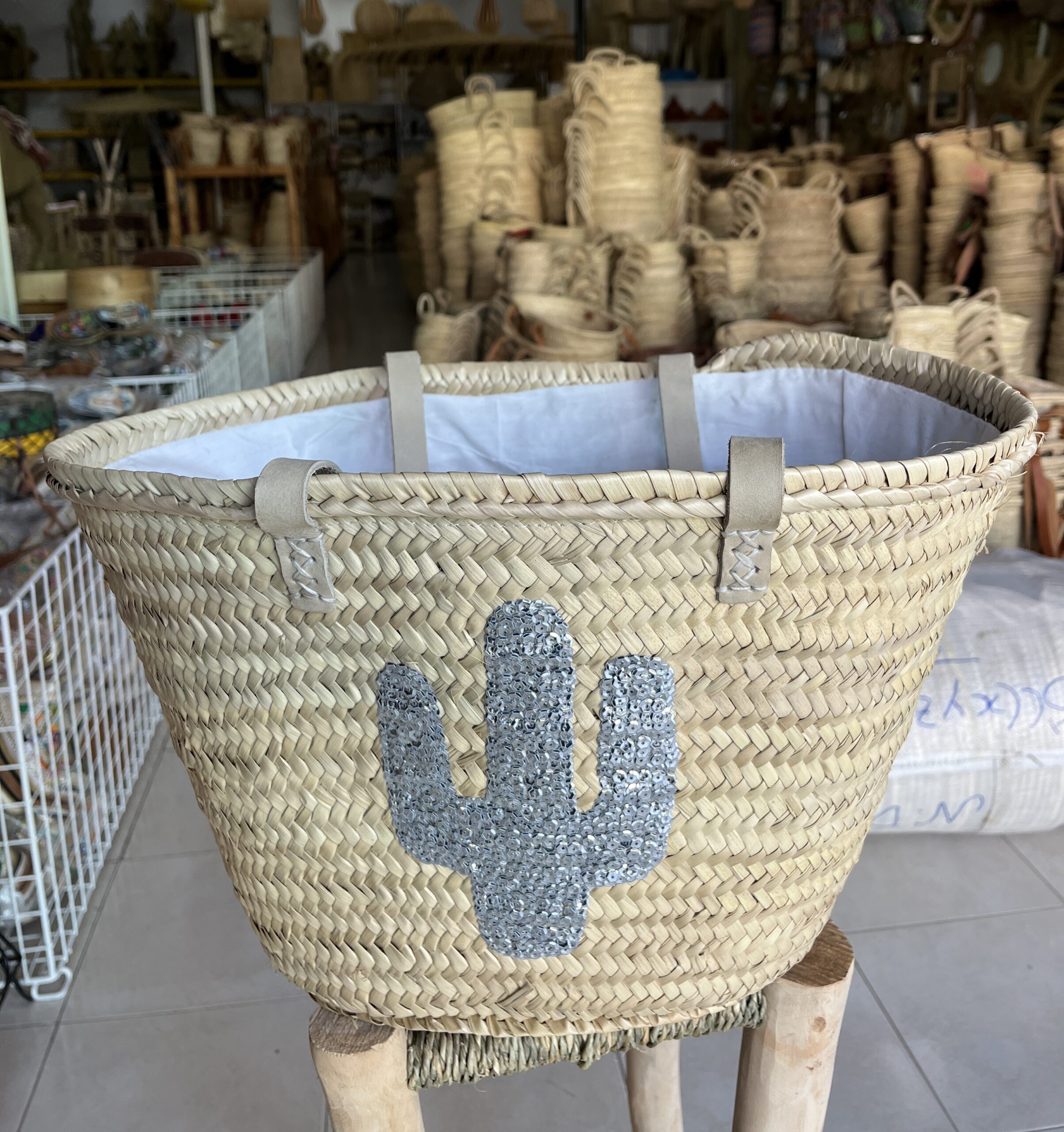 Panier avec motif cactus gris à paillettes